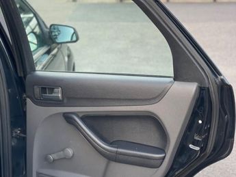 Ford Focus 1.6 LX Hatchback 5dr Petrol Automatic (184 g/km, 99 bhp)