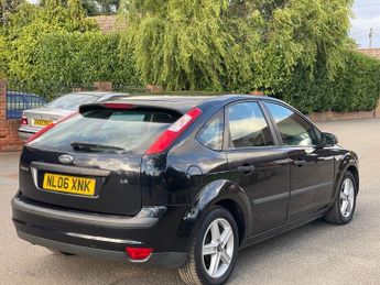 Ford Focus 1.6 LX Hatchback 5dr Petrol Automatic (184 g/km, 99 bhp)