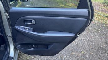 Kia Carens 2 CRDI