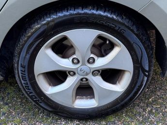 Kia Carens 2 CRDI