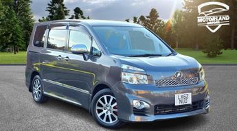 Toyota Voxy 2.0L PETROL AUTO 8 SEATS 5 DR