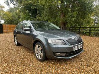 Skoda Octavia 1.6 TDI SE Sport DSG Euro 6 (s/s) 5dr