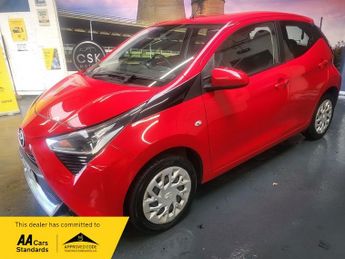Toyota AYGO VVT-I X-PLAY