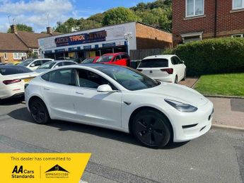 Tesla Model 3 Standard Range Plus Auto RWD 4dr