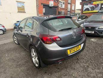 Vauxhall Astra 2.0 CDTi ecoFLEX SRi Euro 5 (s/s) 5dr