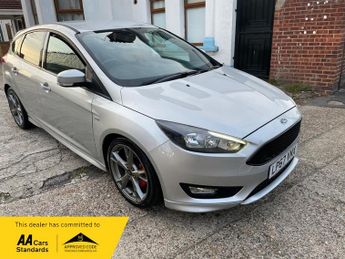 Ford Focus 1.0T EcoBoost ST-Line X Hatchback 5dr Petrol Manual Euro 6 (s/s)