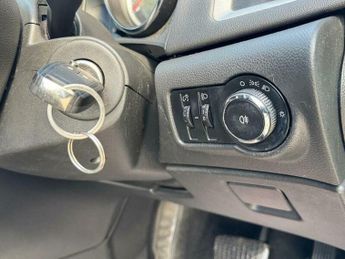 Vauxhall Astra 1.6 16v Exclusiv Auto Euro 5 5dr
