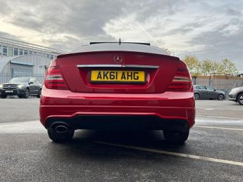 Mercedes-Benz C Class 2.1 C250 CDI BlueEfficiency Sport Saloon 4dr Diesel G-Tronic+ Eu