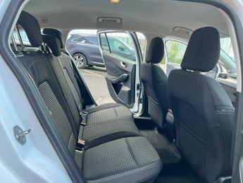 Ford Focus 1.0T EcoBoost MHEV Titanium Estate 5dr Petrol Hybrid DCT Euro 6 