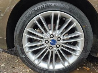 Ford Mondeo 2.0 TDCi Vignale Powershift Euro 6 (s/s) 4dr