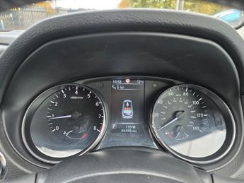 Nissan Qashqai 1.2 DIG-T Tekna XTRON 2WD Euro 6 (s/s) 5dr