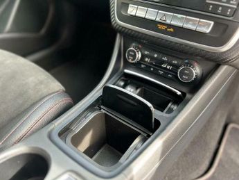 Mercedes-Benz A Class 1.5 A180d AMG Line (Premium) 7G-DCT Euro 6 (s/s) 5dr