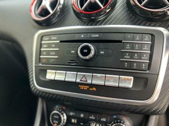 Mercedes-Benz A Class 1.5 A180d AMG Line (Premium) 7G-DCT Euro 6 (s/s) 5dr