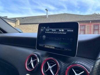 Mercedes-Benz A Class 1.5 A180d AMG Line (Premium) 7G-DCT Euro 6 (s/s) 5dr