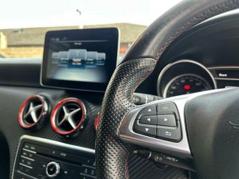 Mercedes-Benz A Class 1.5 A180d AMG Line (Premium) 7G-DCT Euro 6 (s/s) 5dr