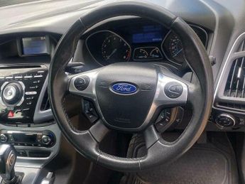Ford Focus 1.6 Titanium Powershift Euro 5 5dr