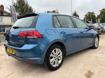 Volkswagen Golf 2.0 TDI BlueMotion Tech SE Hatchback 5dr Diesel DSG Euro 5 (s/s)
