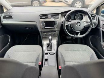 Volkswagen Golf 2.0 TDI BlueMotion Tech SE Hatchback 5dr Diesel DSG Euro 5 (s/s)