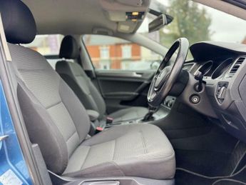 Volkswagen Golf 2.0 TDI BlueMotion Tech SE Hatchback 5dr Diesel DSG Euro 5 (s/s)