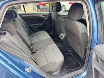 Volkswagen Golf 2.0 TDI BlueMotion Tech SE Hatchback 5dr Diesel DSG Euro 5 (s/s)