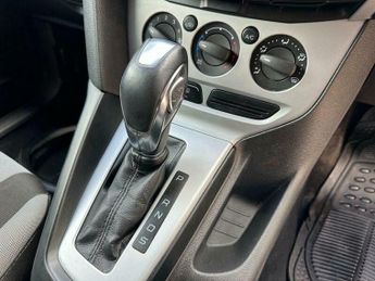 Ford Focus 1.6 Zetec Powershift Euro 5 5dr