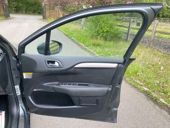 Citroen C4 1.6 e-HDi Airdream VTR+ EGS6 Euro 5 (s/s) 5dr