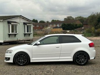 Suzuki  2.0 TFSI S Tronic quattro 3dr