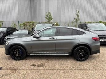 Mercedes-Benz C Class 2.0 GLC300d AMG Line (Premium Plus) Coupe G-Tronic+ 4MATIC Euro 