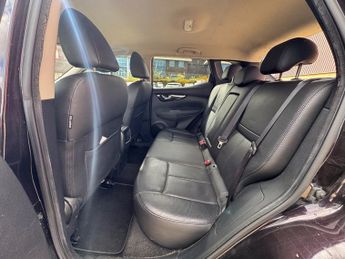 Nissan Qashqai 1.2 DIG-T Tekna SUV 5dr Petrol XTRON 2WD Euro 6 (s/s) (115 ps)