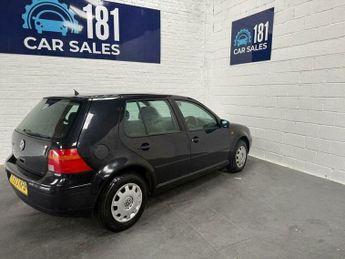 Volkswagen Golf 1.6 S 5dr