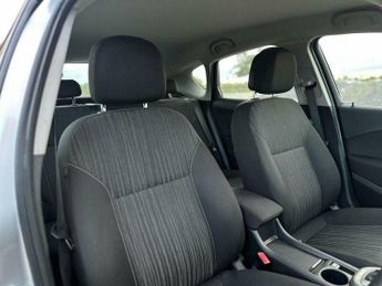 Vauxhall Astra 1.6 16v Exclusiv Auto Euro 5 5dr