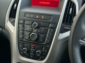 Vauxhall Astra 1.6 16v Exclusiv Auto Euro 5 5dr