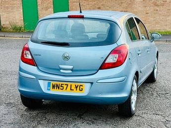Vauxhall Corsa DESIGN 16V