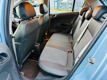 Vauxhall Corsa DESIGN 16V