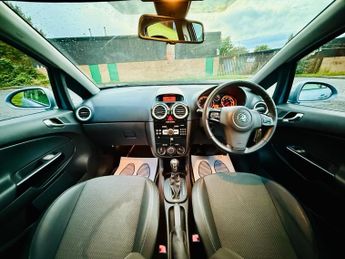Vauxhall Corsa DESIGN 16V