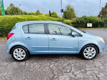 Vauxhall Corsa DESIGN 16V