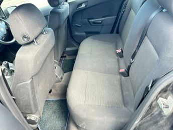 Vauxhall Astra 1.6i 16v Life 5dr