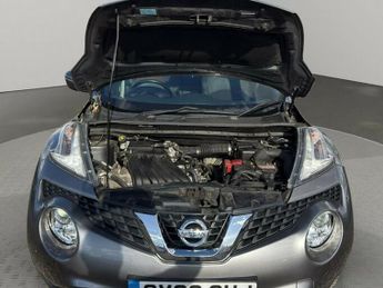 Nissan Juke 1.6 N-Connecta XTRON Euro 6 5dr