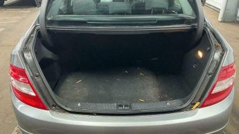 Mercedes-Benz C Class 1.8 C180 BlueEfficiency SE Auto Euro 5 4dr