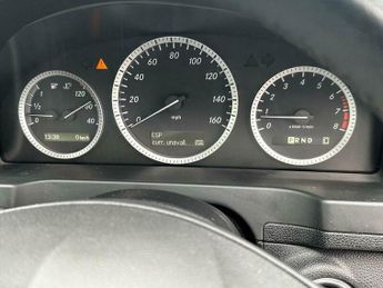 Mercedes-Benz C Class 1.8 C180 BlueEfficiency SE Auto Euro 5 4dr