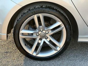 Audi A1 1.4 TFSI S line Sportback S Tronic Euro 5 (s/s) 5dr