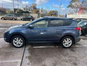 Toyota RAV4 2.2 D-CAT Invincible Auto 4WD Euro 5 5dr