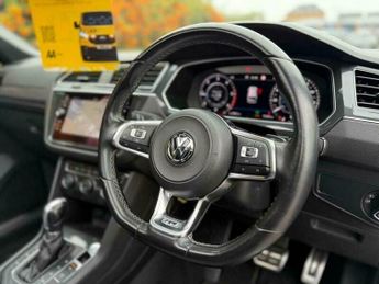 Volkswagen Tiguan 2.0 TDI R-Line DSG Euro 6 (s/s) 5dr