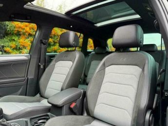 Volkswagen Tiguan 2.0 TDI R-Line DSG Euro 6 (s/s) 5dr
