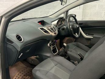 Ford Fiesta 1.4 Zetec Hatchback 3dr Petrol Manual (133 g/km, 94 bhp)