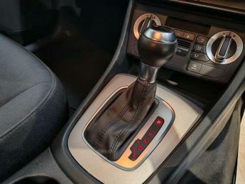 Audi Q3 2.0 TDI SE S Tronic quattro Euro 5 (s/s) 5dr