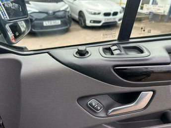 Ford Transit Custom 2.0 340 EcoBlue Limited Auto L1 H2 Euro 6 (s/s) 5dr