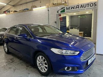 Ford Mondeo 1.6 TDCi ECOnetic Zetec Hatchback 5dr Diesel Manual Euro 5 (s/s)