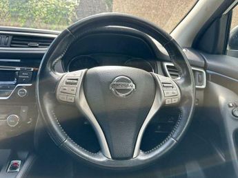 Nissan Qashqai 1.2 DIG-T Acenta 2WD Euro 6 (s/s) 5dr