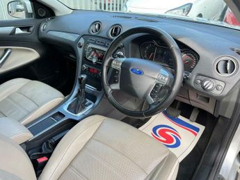 Ford Mondeo 2.0 TDCi Titanium X Powershift Euro 5 5dr